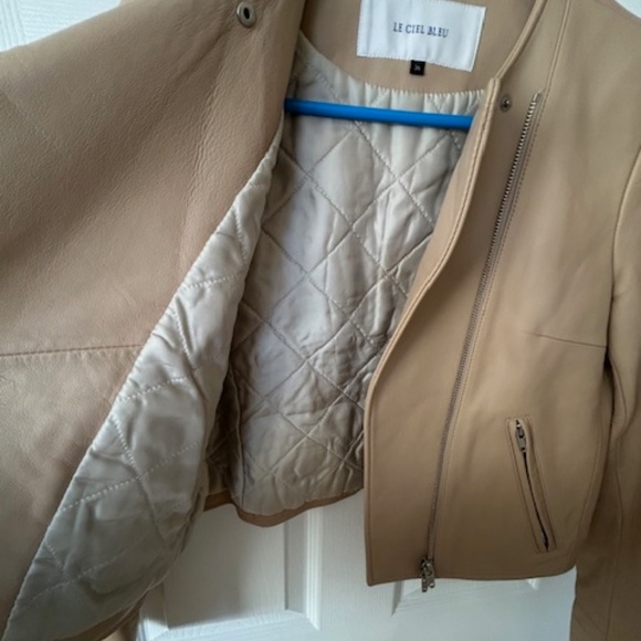 Women's Tan Leather Jacket - Picture 7 of 10
